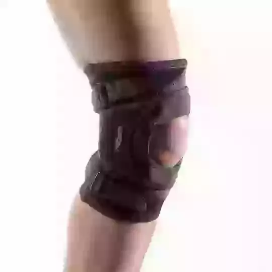 Donjoy Tru-Pull Lite Knee Brace
